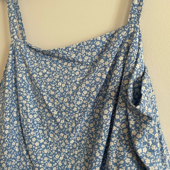 Old Navy Jumpsuit - Picture 2 of 5